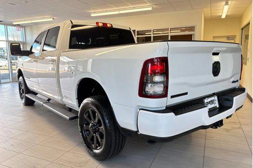 2024 RAM 3500 Big Horn Crew Cab 4x4 6'4' Box