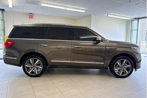 2019 Lincoln Navigator Black Label