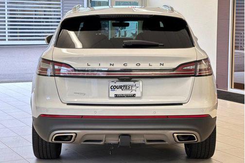 2023 Lincoln Nautilus Black Label