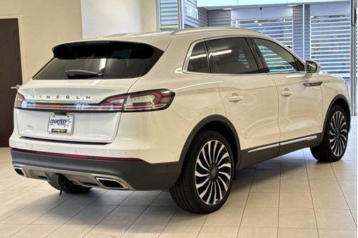 2023 Lincoln Nautilus Black Label