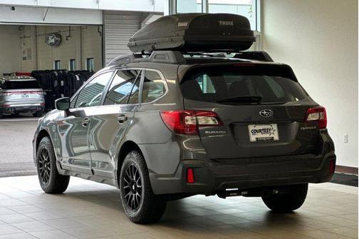 2018 Subaru Outback 2.5i