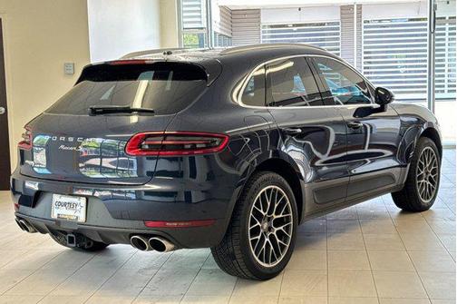 2018 Porsche Macan Base