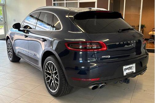 2018 Porsche Macan Base