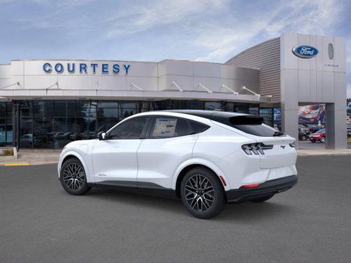 Star White Metallic Tri-Coat 2026 Ford Mustang Mach-E Premium