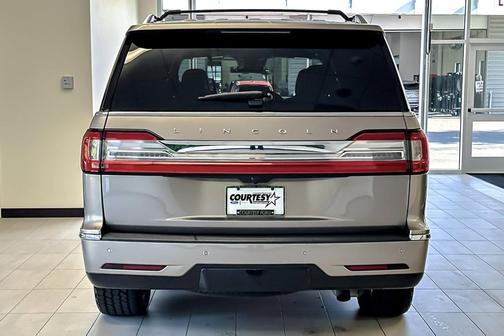 Mocha 2018 Lincoln Navigator Reserve
