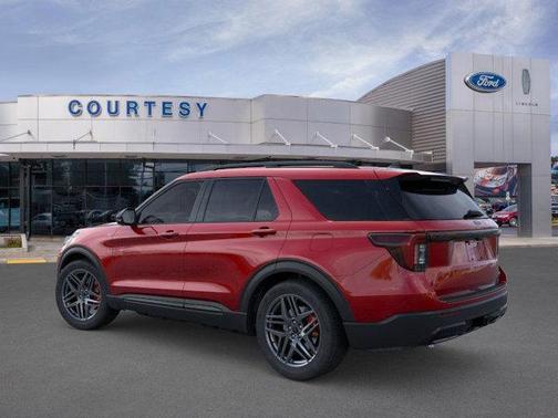 2025 Ford Explorer ST-Line