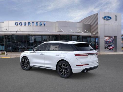 2025 Lincoln Corsair Grand Touring