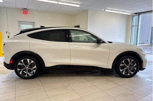 2021 Ford Mustang Mach-E Premium