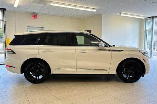 2022 Lincoln Aviator Black Label AWD