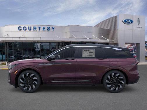 2025 Lincoln Nautilus Black Label