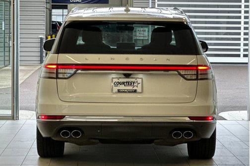 2022 Lincoln Aviator Reserve AWD