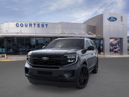 Dark Matter Gray Metallic 2026 Ford Expedition Platinum