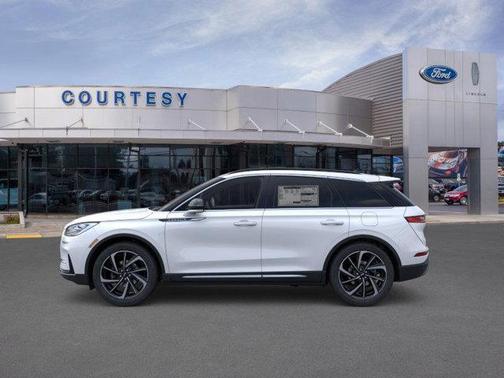 2025 Lincoln Corsair Reserve