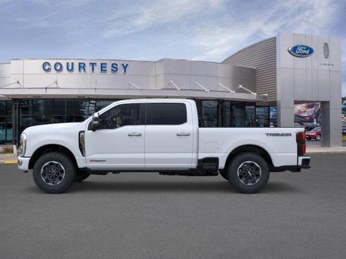 2026 Ford F-250 Platinum