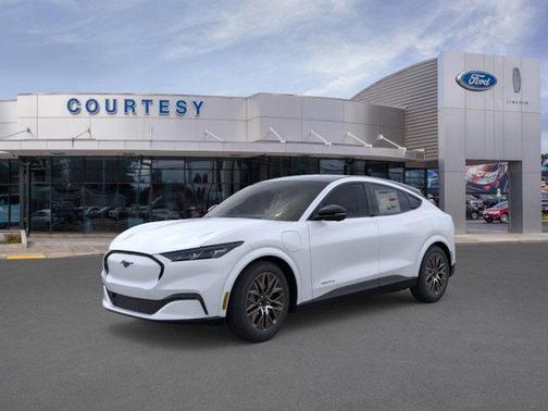 Star White Metallic Tri-Coat 2026 Ford Mustang Mach-E Premium