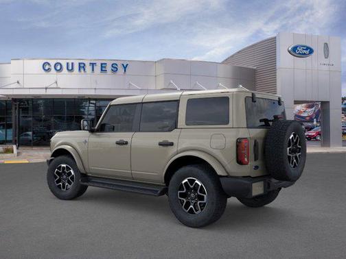 Desert Sand 2026 Ford Bronco Outer Banks