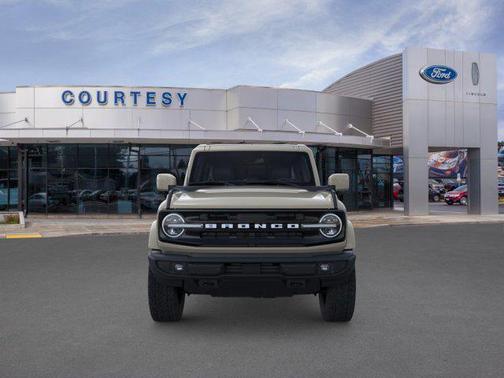Desert Sand 2026 Ford Bronco Outer Banks