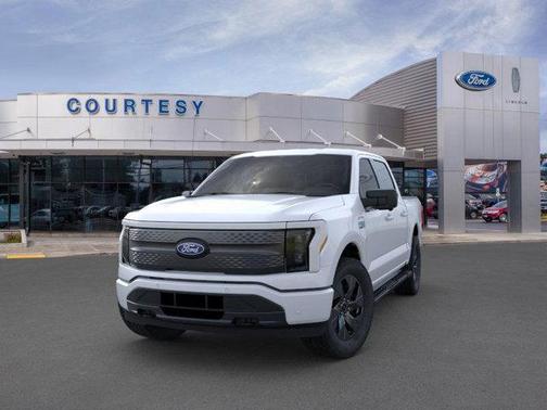 2025 Ford F-150 Lightning Flash
