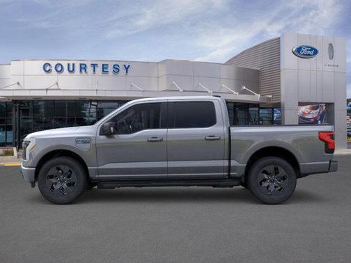 2025 Ford F-150 Lightning Flash