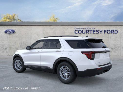 Star White Met Tri-Coat 2026 Ford Explorer Active
