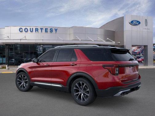 2025 Ford Explorer Platinum