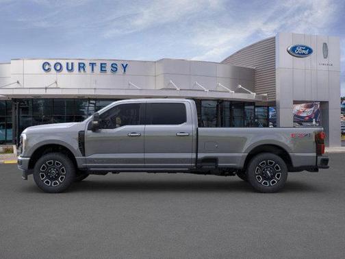 2025 Ford F-350 Platinum