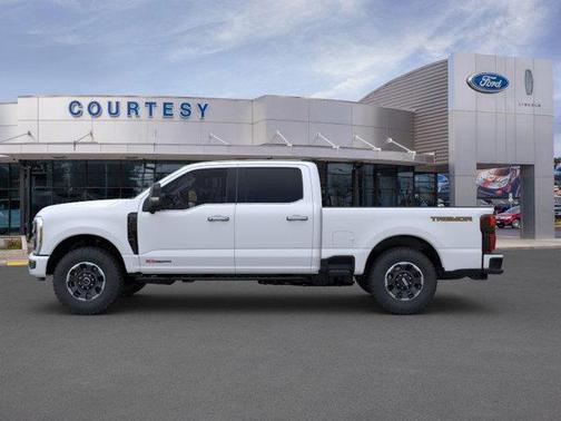 2025 Ford F-250 Platinum