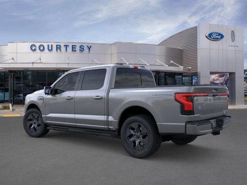 2025 Ford F-150 Lightning LARIAT