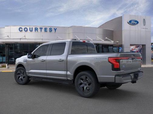 2025 Ford F-150 Lightning LARIAT