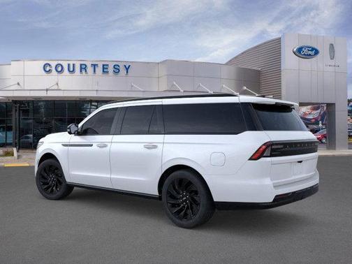 2025 Lincoln Navigator Reserve
