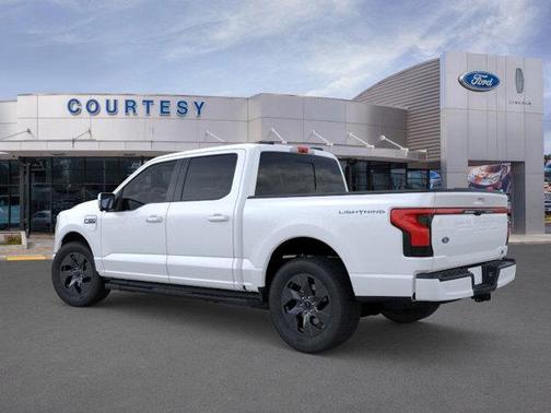2025 Ford F-150 Lightning LARIAT