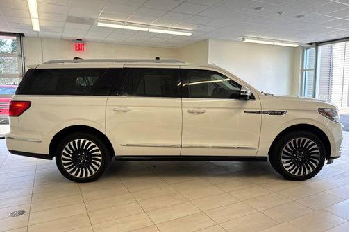 2021 Lincoln Navigator Black Label