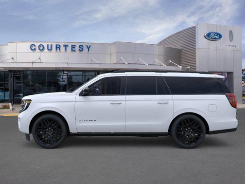 Star White Met Tri-Coat 2026 Ford Expedition Max Platinum