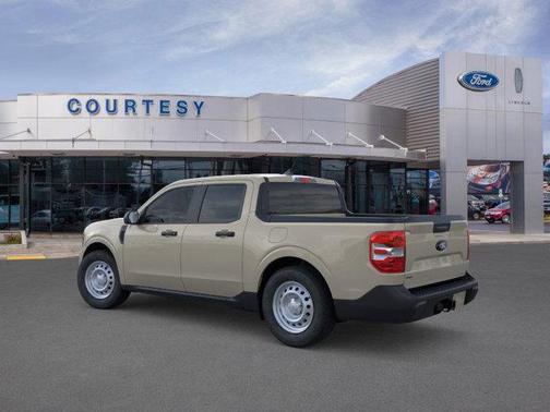 2025 Ford Maverick XL