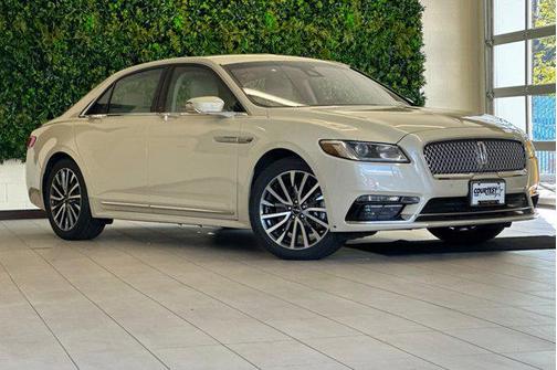 2018 Lincoln Continental Select