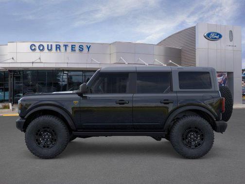 Shadow Black 2026 Ford Bronco Badlands