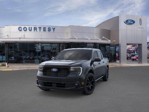 Shadow Black 2026 Ford Maverick Lobo Standard