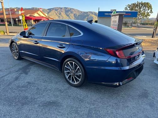 2022 Hyundai SONATA Limited