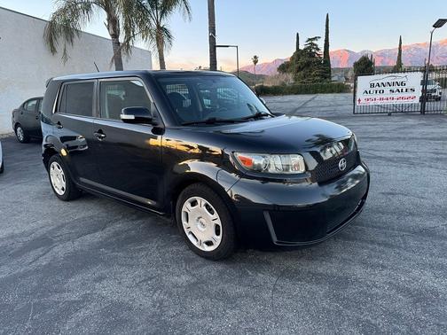 2010 Scion xB 