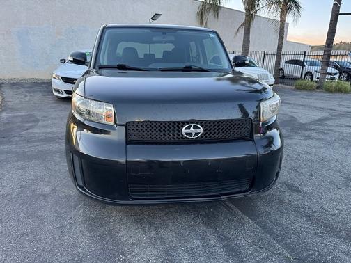 2010 Scion xB 