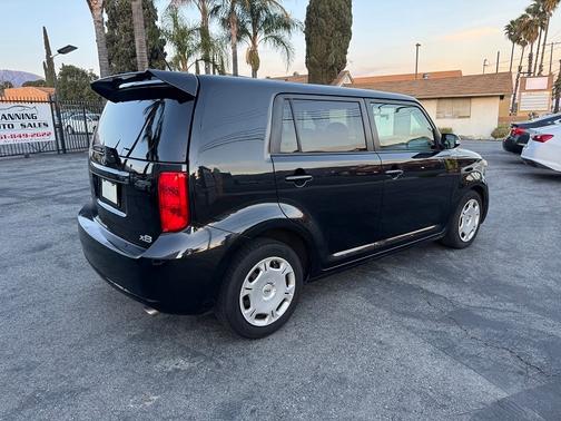 2010 Scion xB 