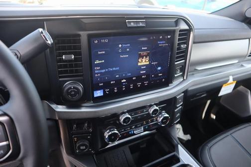 2025 Ford F-250 Platinum