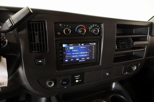 2017 Chevrolet Express 3500 LT
