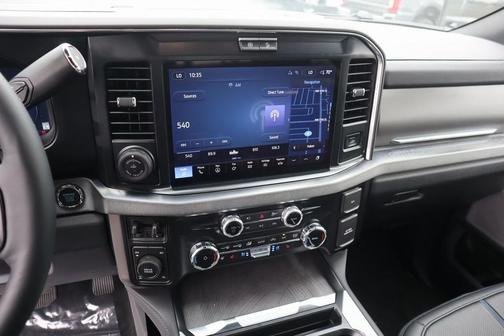 2025 Ford F-250 Platinum
