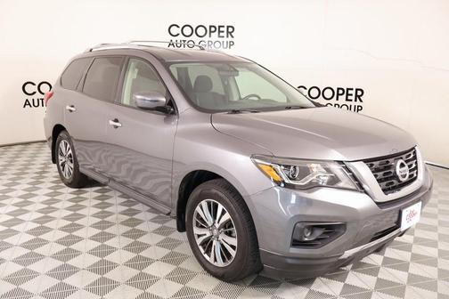 2020 Nissan Pathfinder S