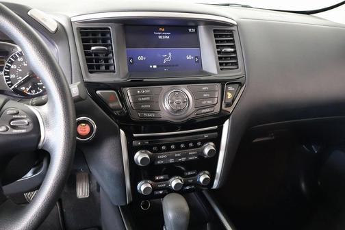 2020 Nissan Pathfinder S