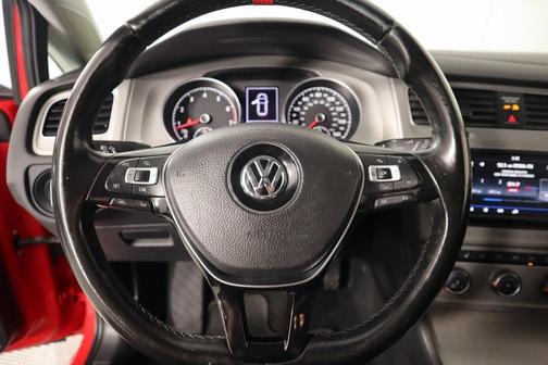 2017 Volkswagen Golf TSI Wolfsburg Edition 4-Door