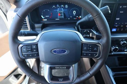 2025 Ford F-350 Platinum