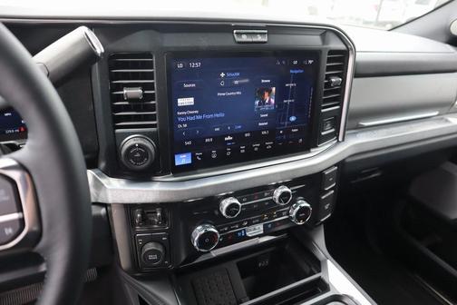 2025 Ford F-350 Platinum