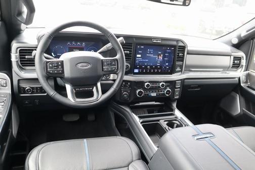 2025 Ford F-350 Platinum